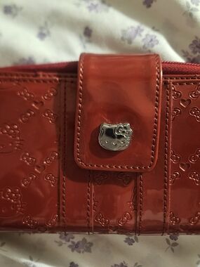 Hello Kitty Red Wallet